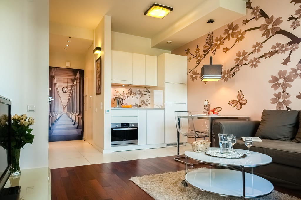 Platinum Towers E-apartments Warsaw