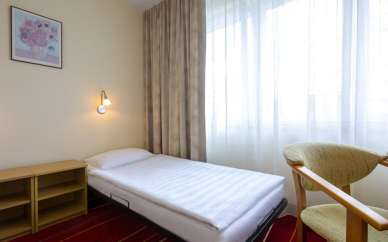 Aramis Warsaw