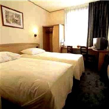 Hotel Campanile Centrum 3*