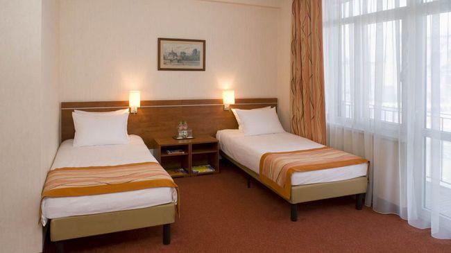 Metropol 3*