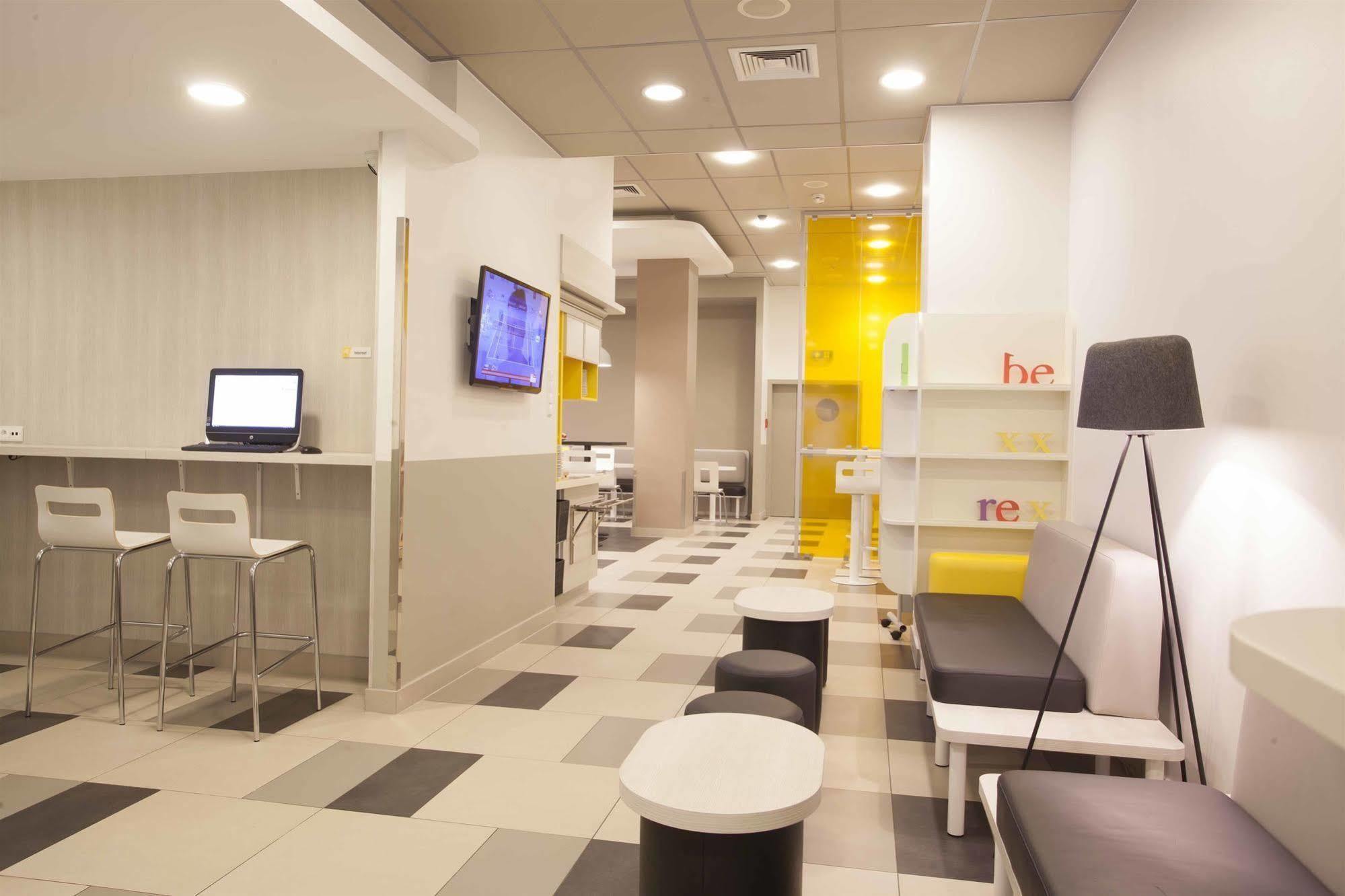 Premiere Classe Centrum Khách sạn Warsaw