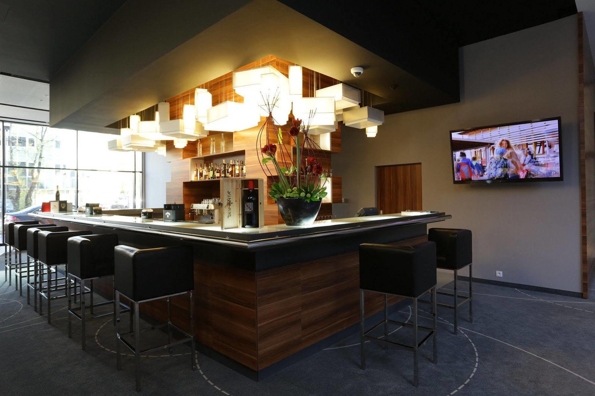 Hotel Plaza 4*