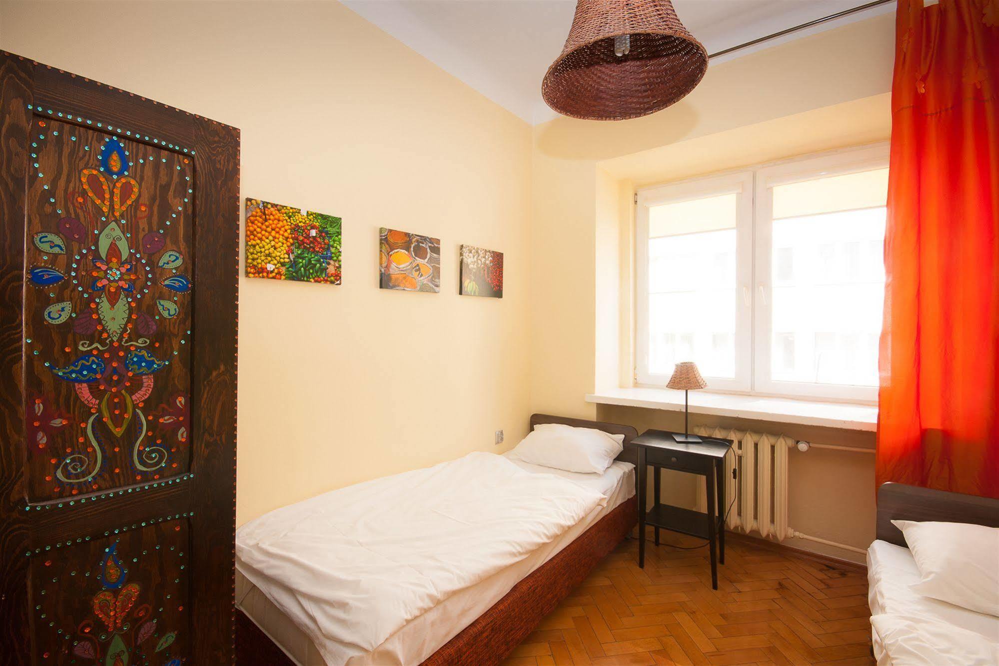 Nhà trọ Helvetia - Private In Center And Old Town Warsaw