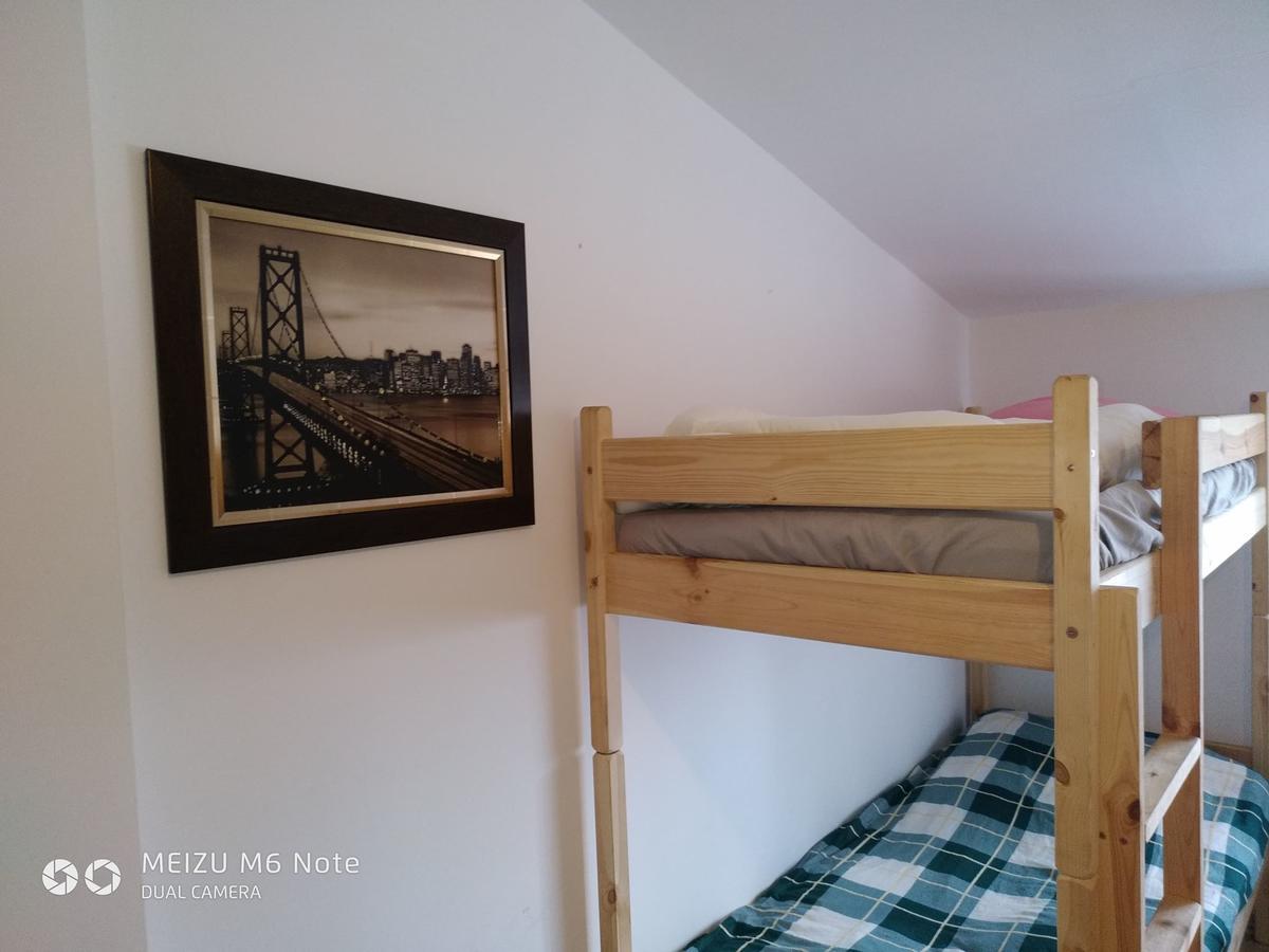 Bart House Homestay *