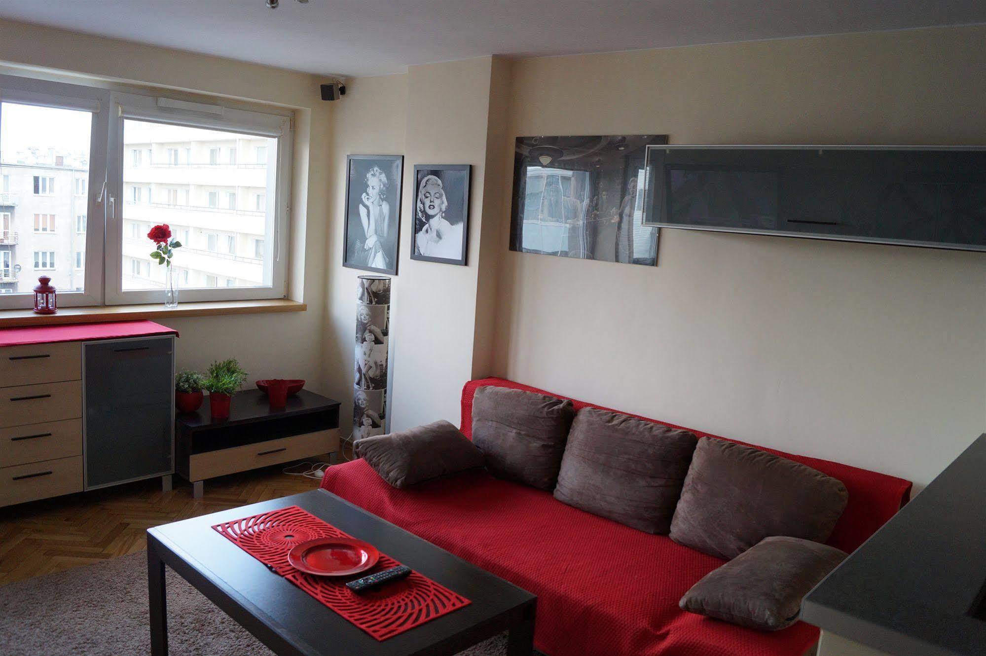 Apartment Centre