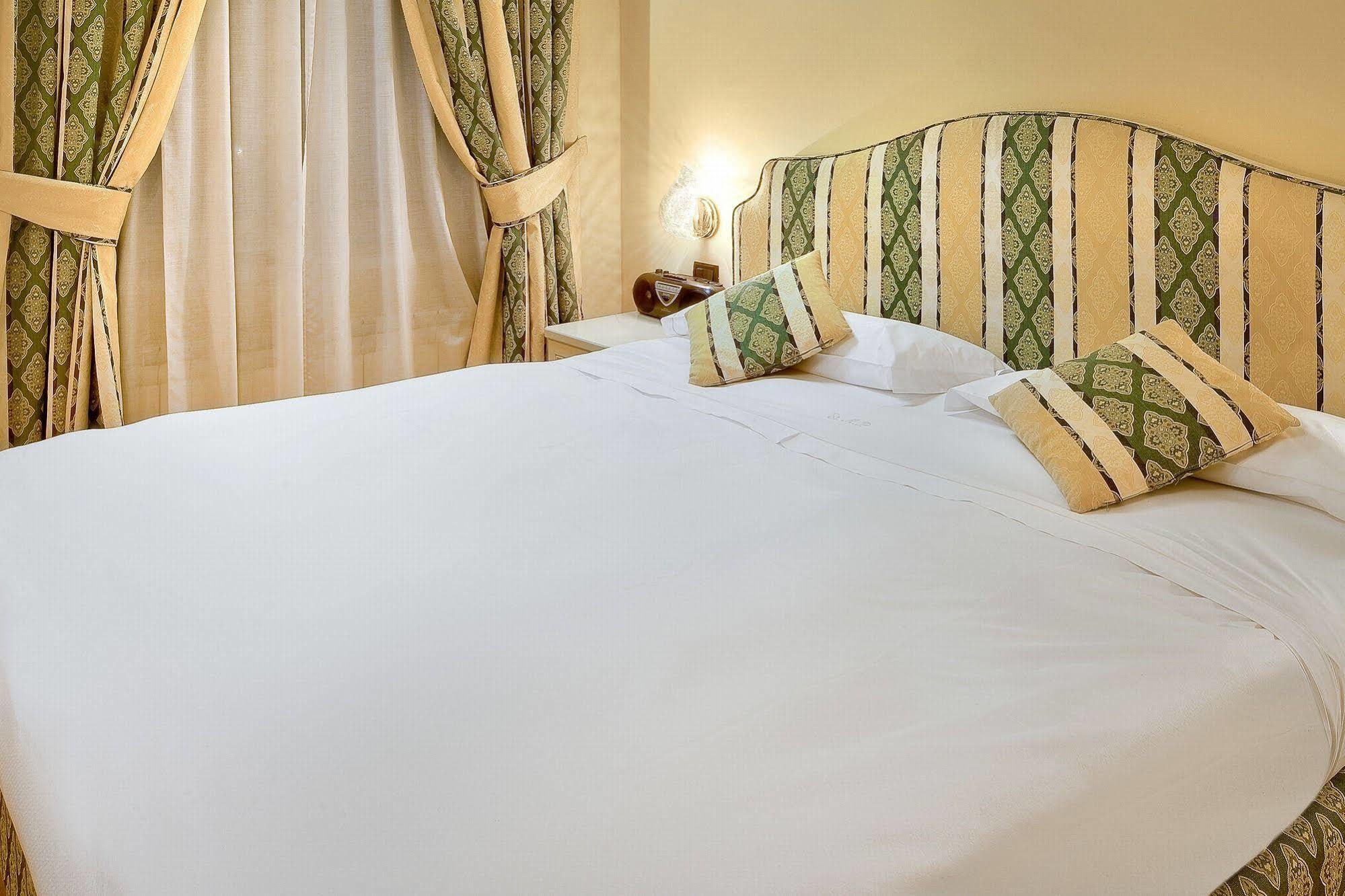 St. Andrew's Palace Aparthotel