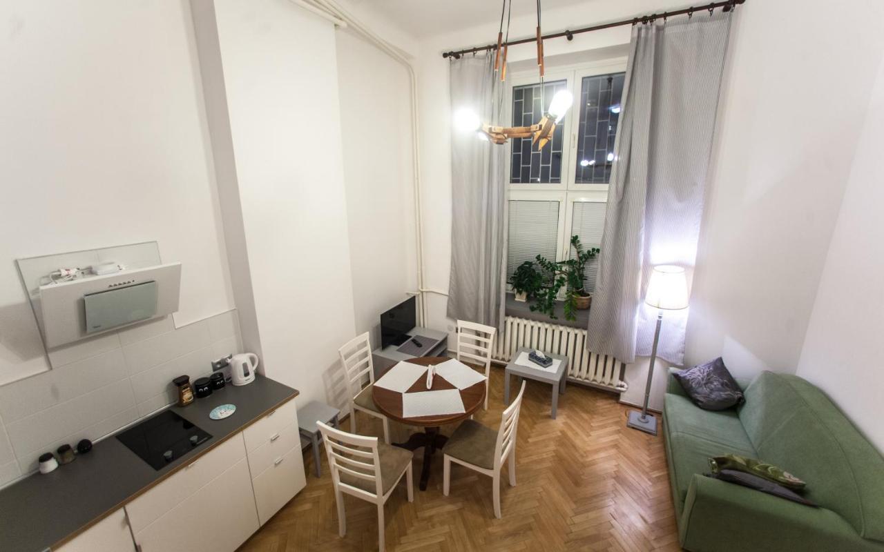 Zelazna Apartment Warsaw