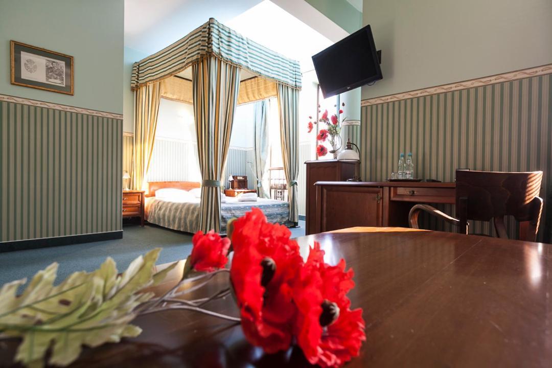 Fort Hotel Hotel