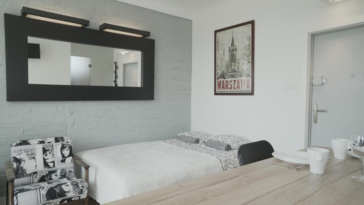 Bizzi Luxcenter View Apartment