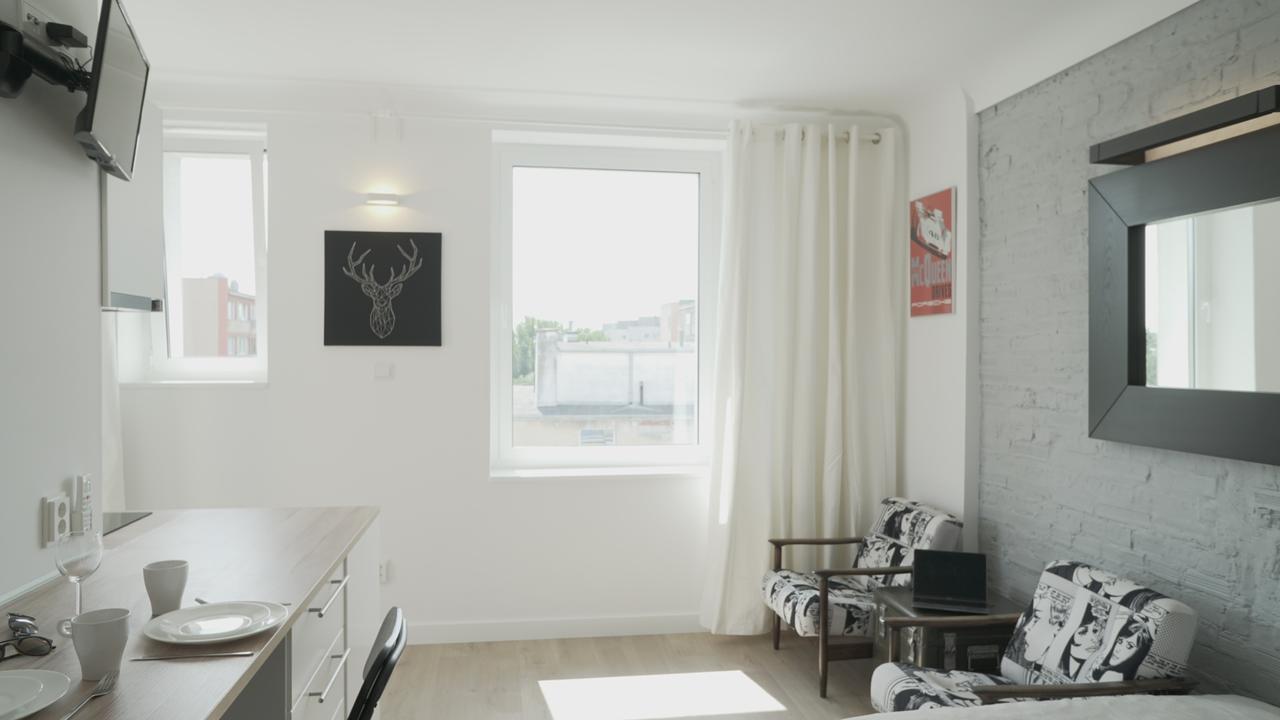 Bizzi Luxcenter View Apartment *