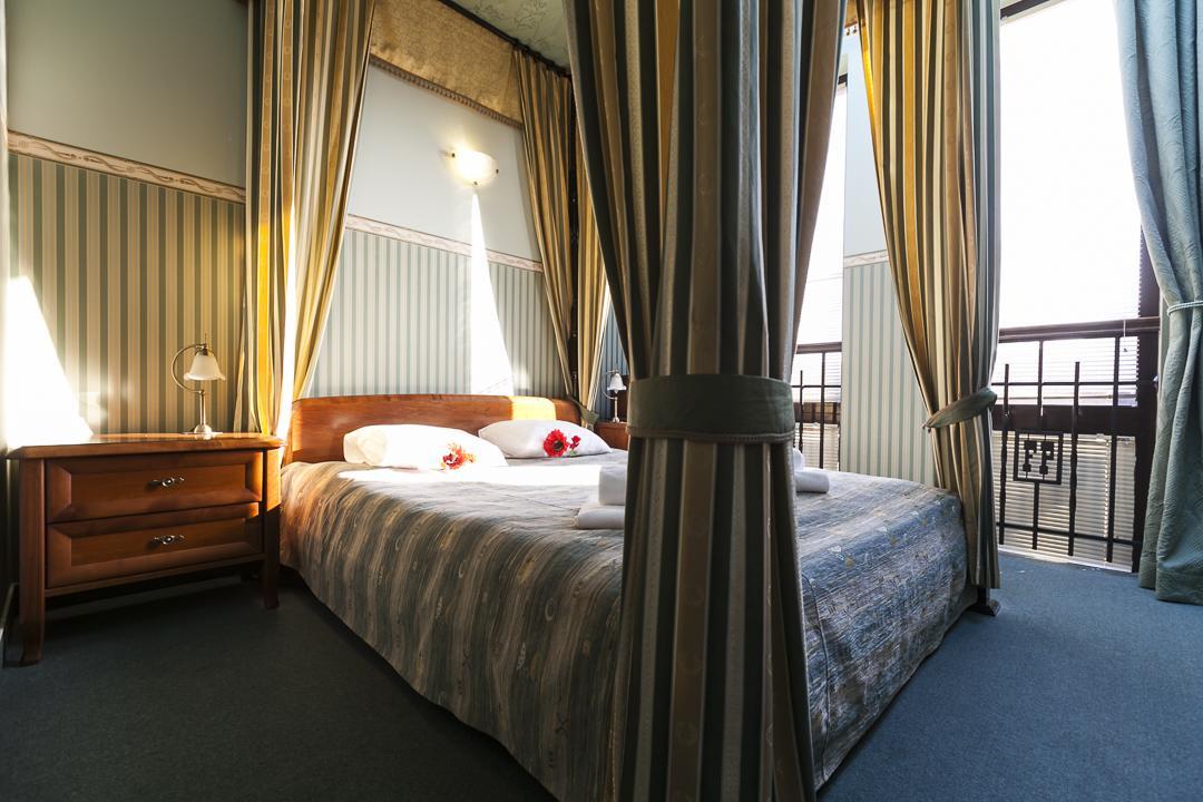 Fort Hotel 3* Warsaw