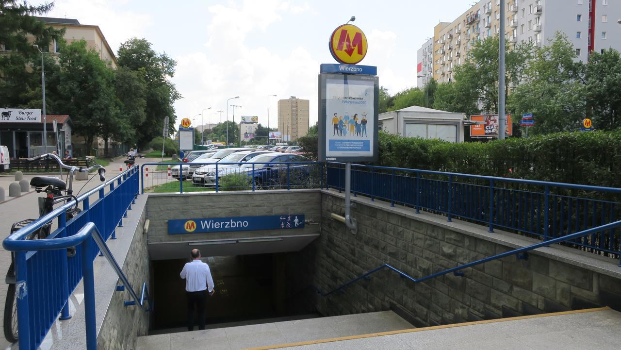 Hostel Wierzbno