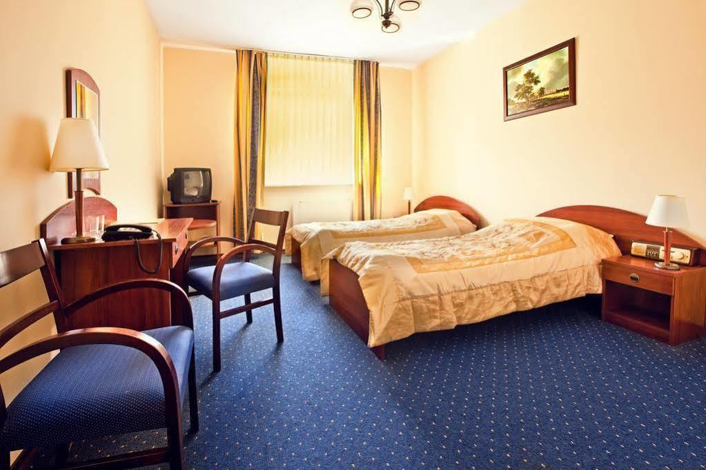 Arkadia 3* Warsaw