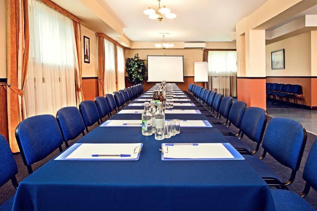 Arkadia Hotel 3*