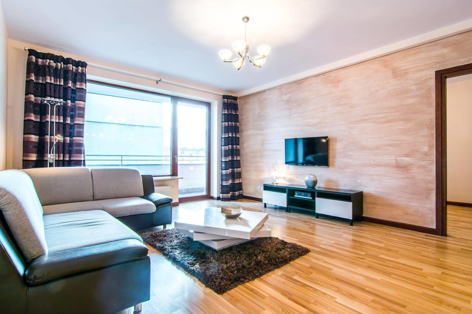 Exclusive Aparthotel 4*