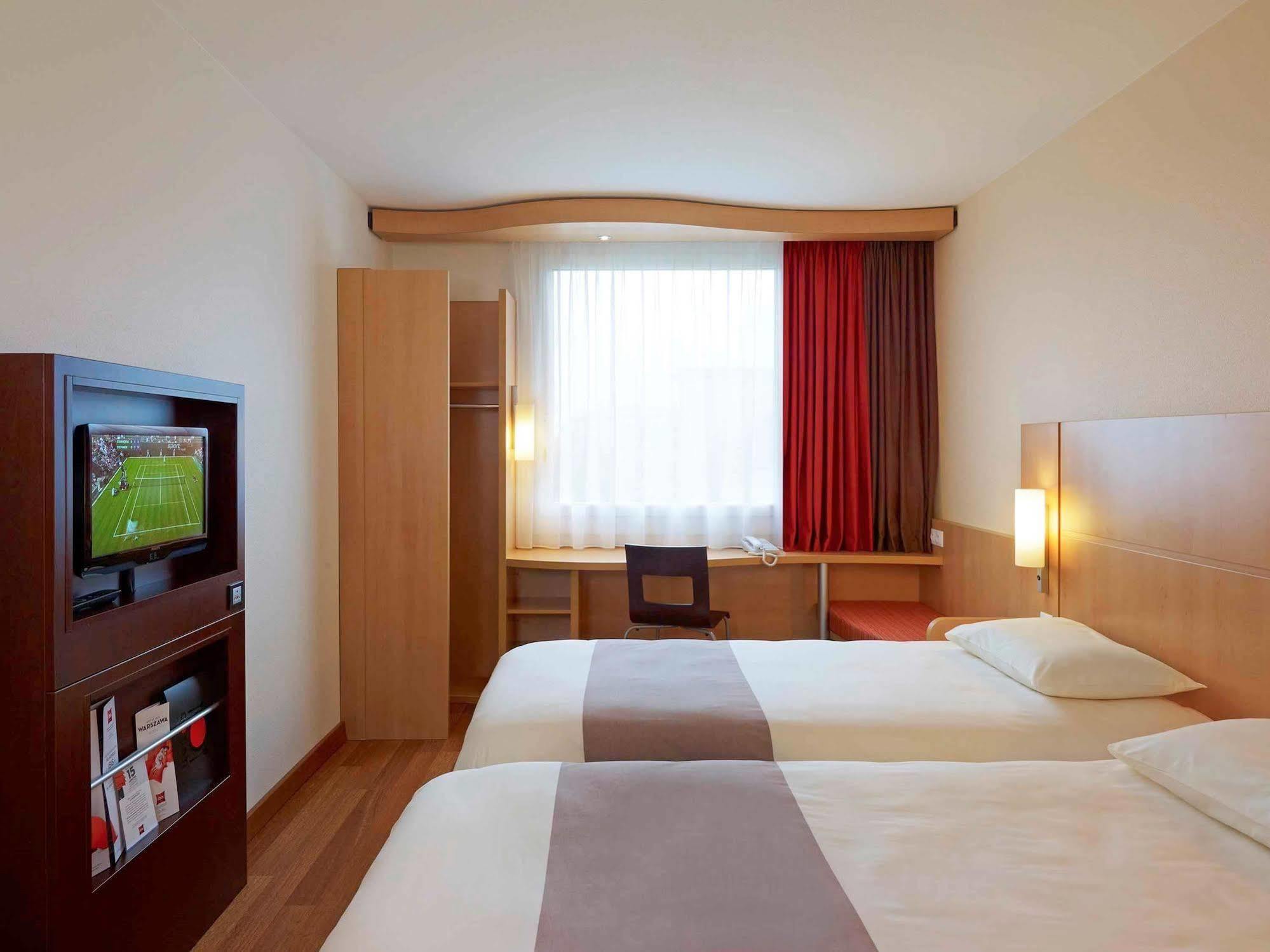 Hotel Ibis Reduta