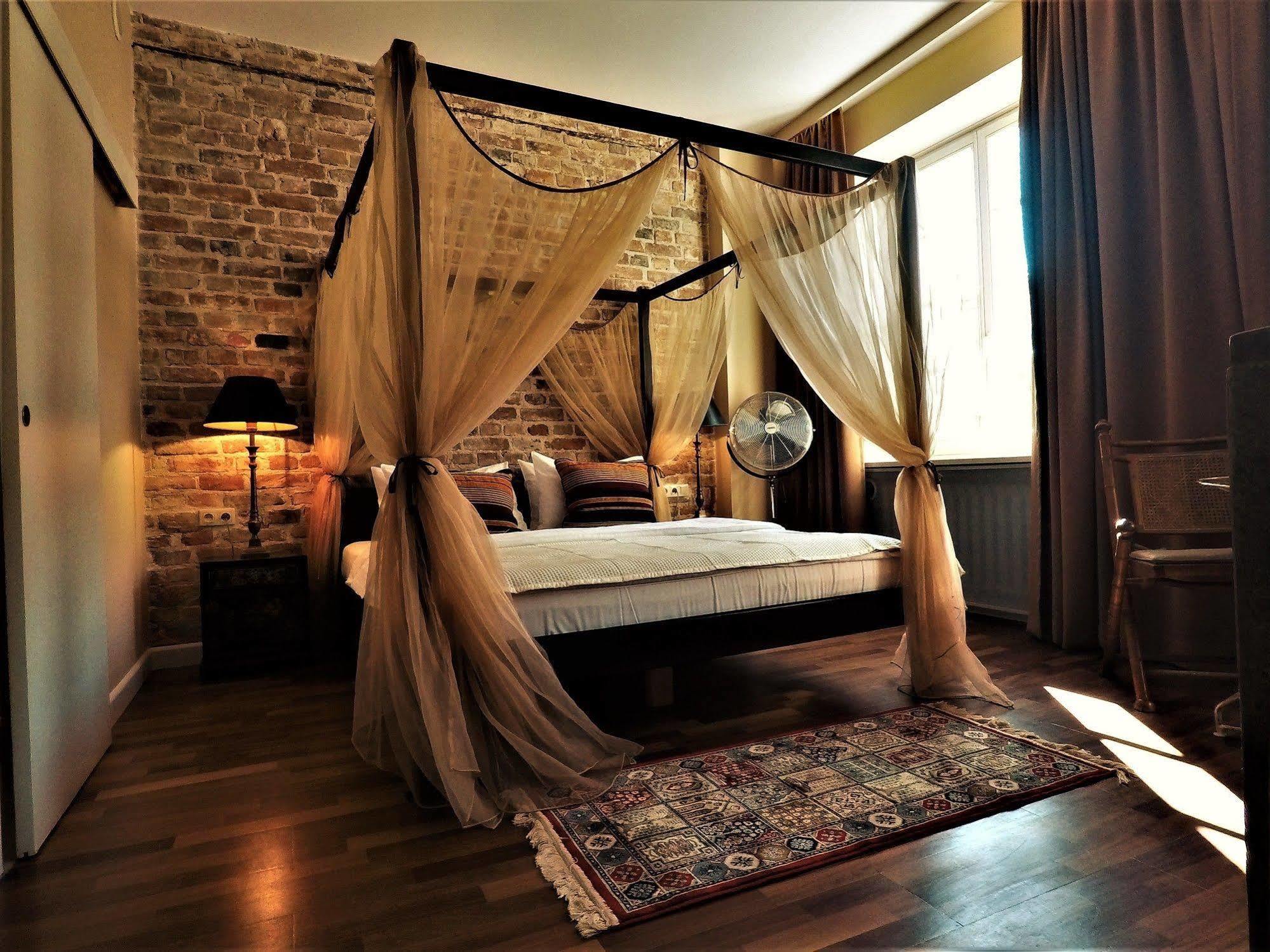 Khách sạn hẻo lánh Sleepwell Nowy Swiat Warsaw