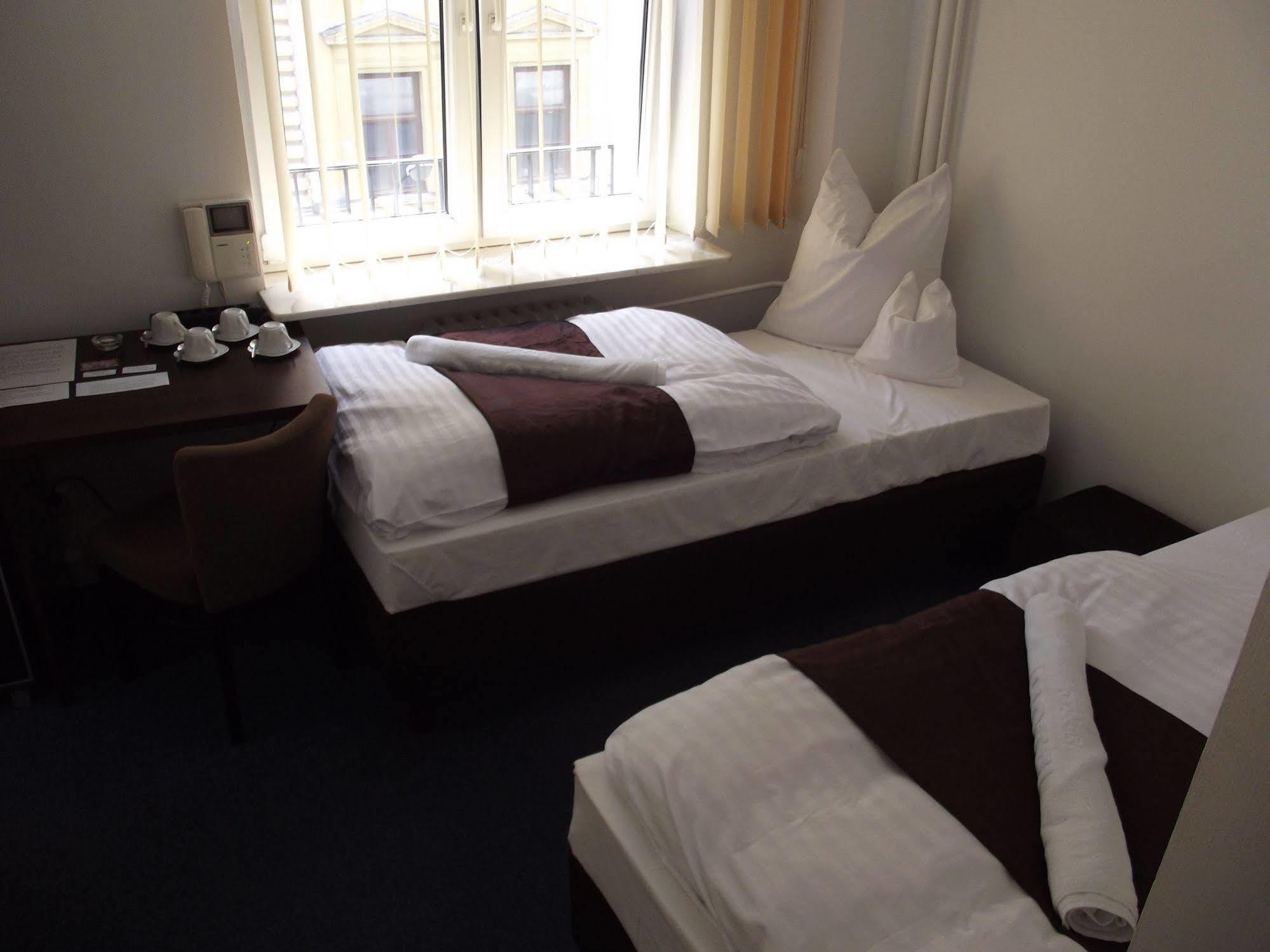 Apartment Bed4city Szpitalna Street *