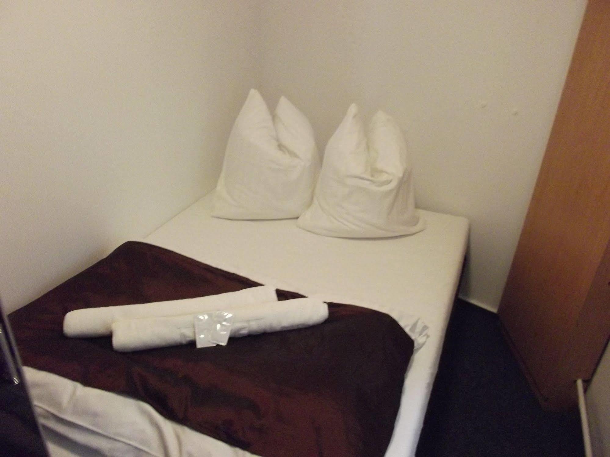 Bed4city Szpitalna Street Apartment *