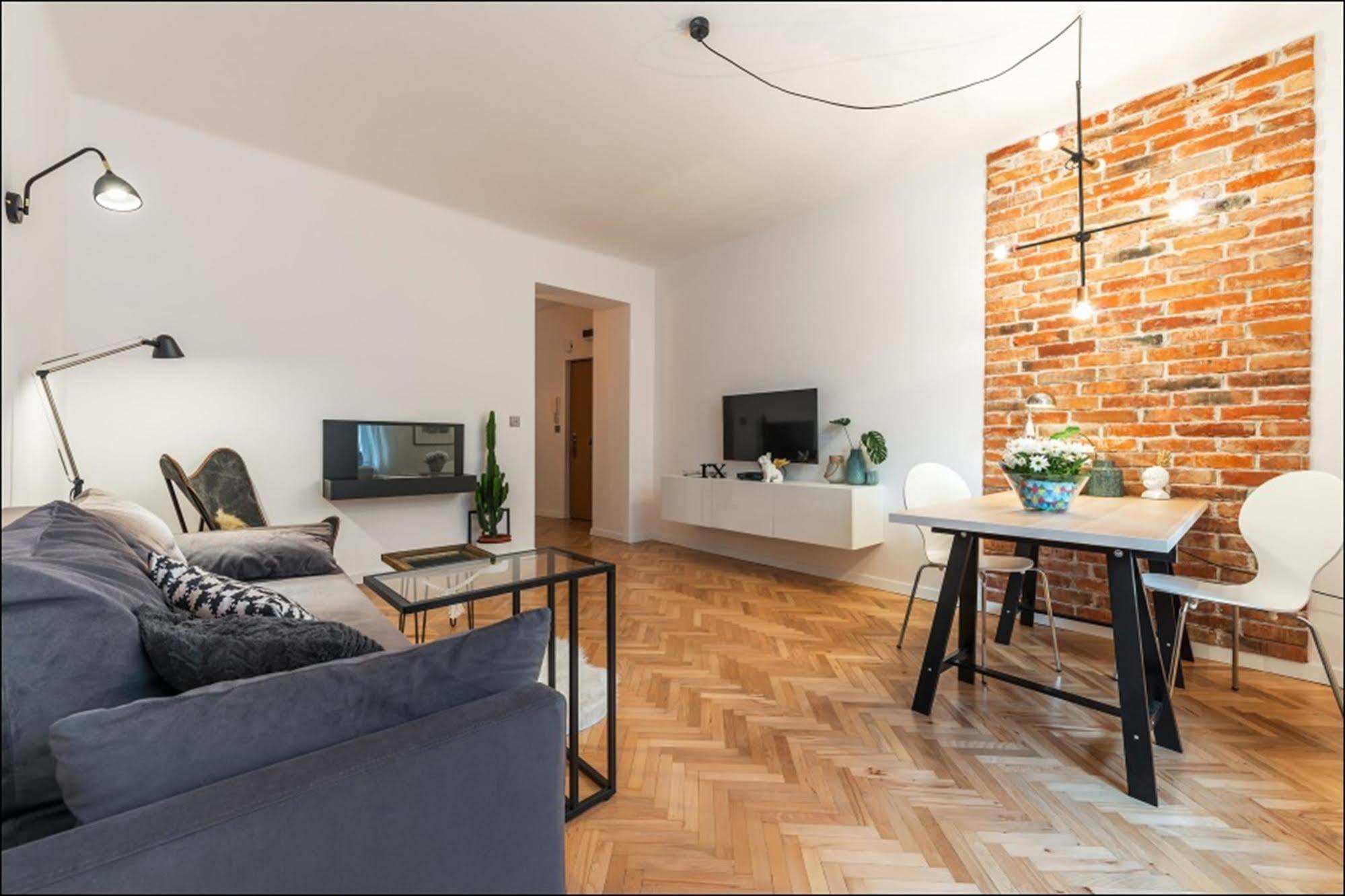 Apartment P&o Metro Centrum *