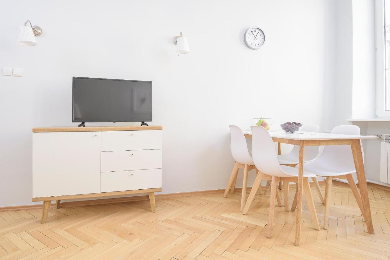 Bright And Modern In The Heart Of The Old And New Town Apartamento