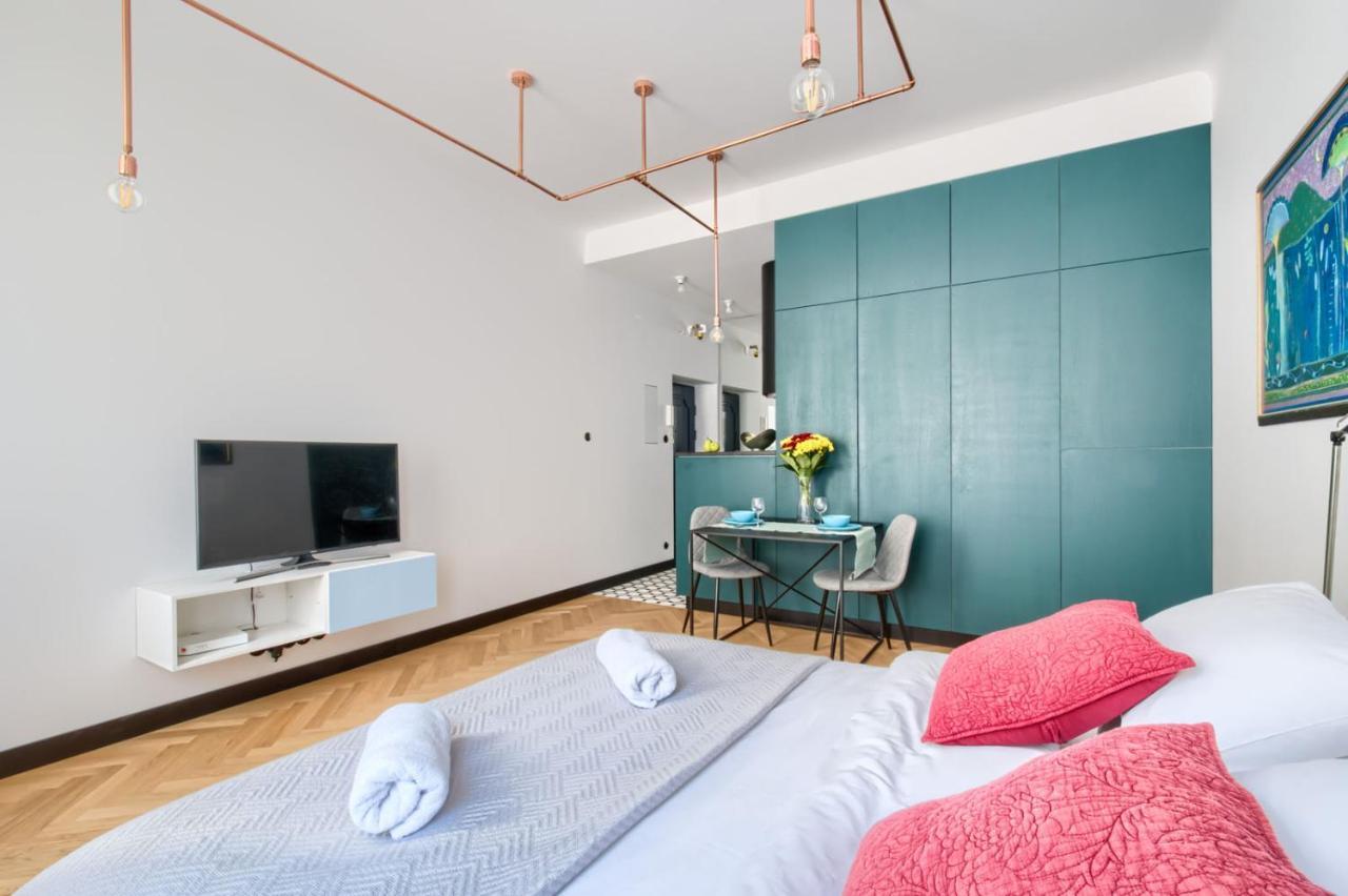 P&o Serviced Old Town Square Studio Apartment Warschau