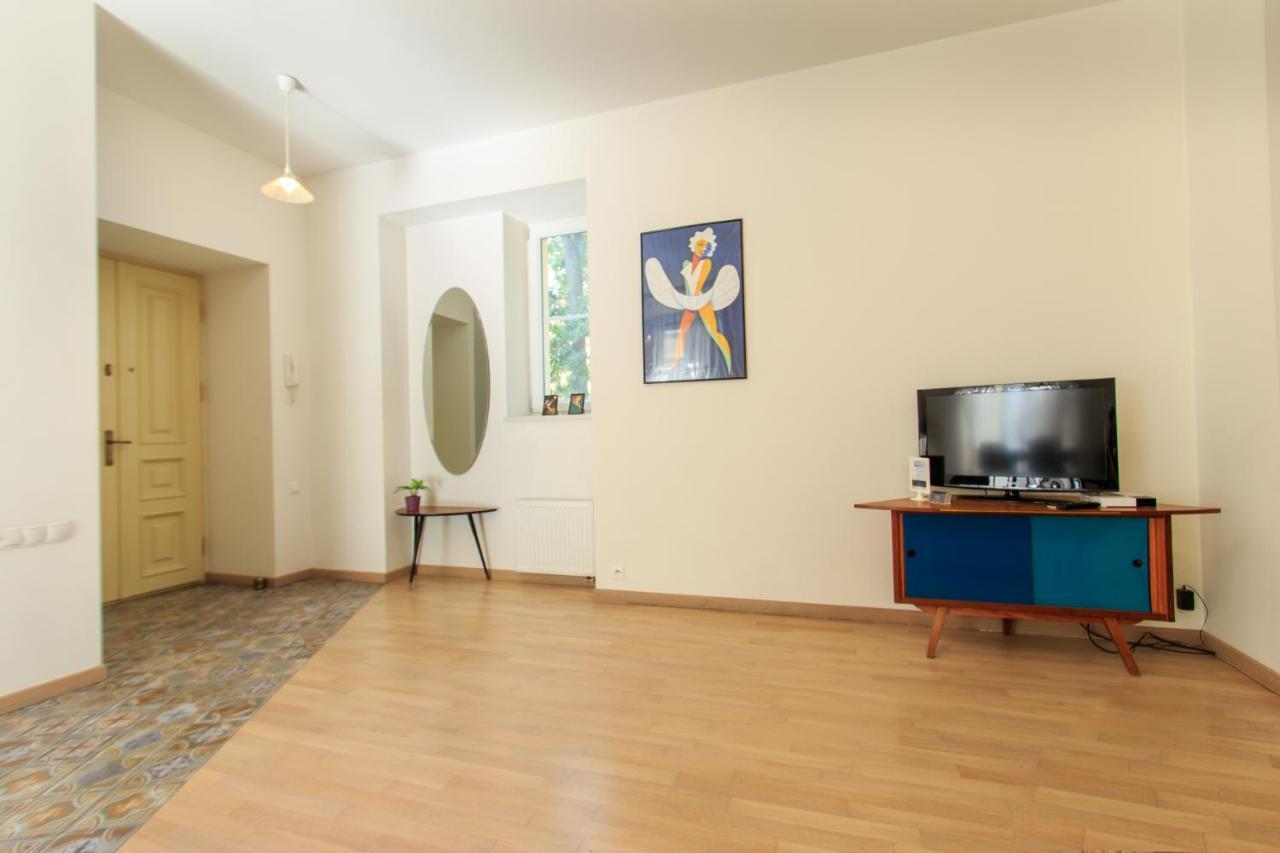 Wilcza Apartment