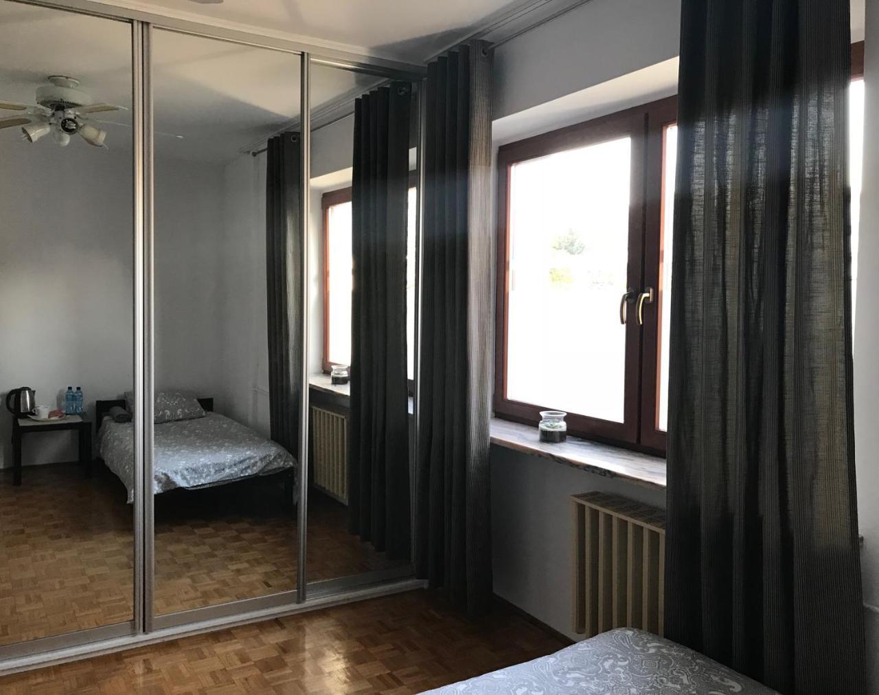Aleja Wilanowska Guest house Warsaw