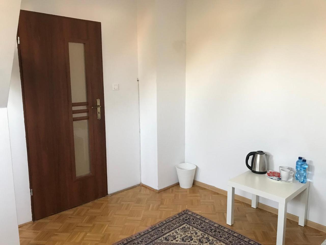 Aleja Wilanowska Guest house Warsaw