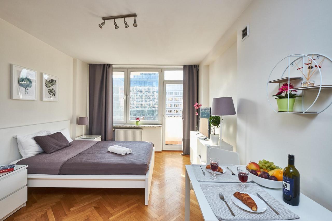 Apartment House Marszalkowska Iii Warsaw