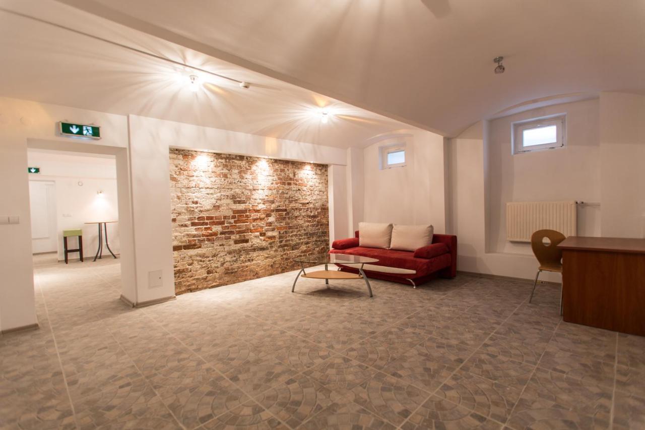 Puffa Hostel Lux * Warsaw