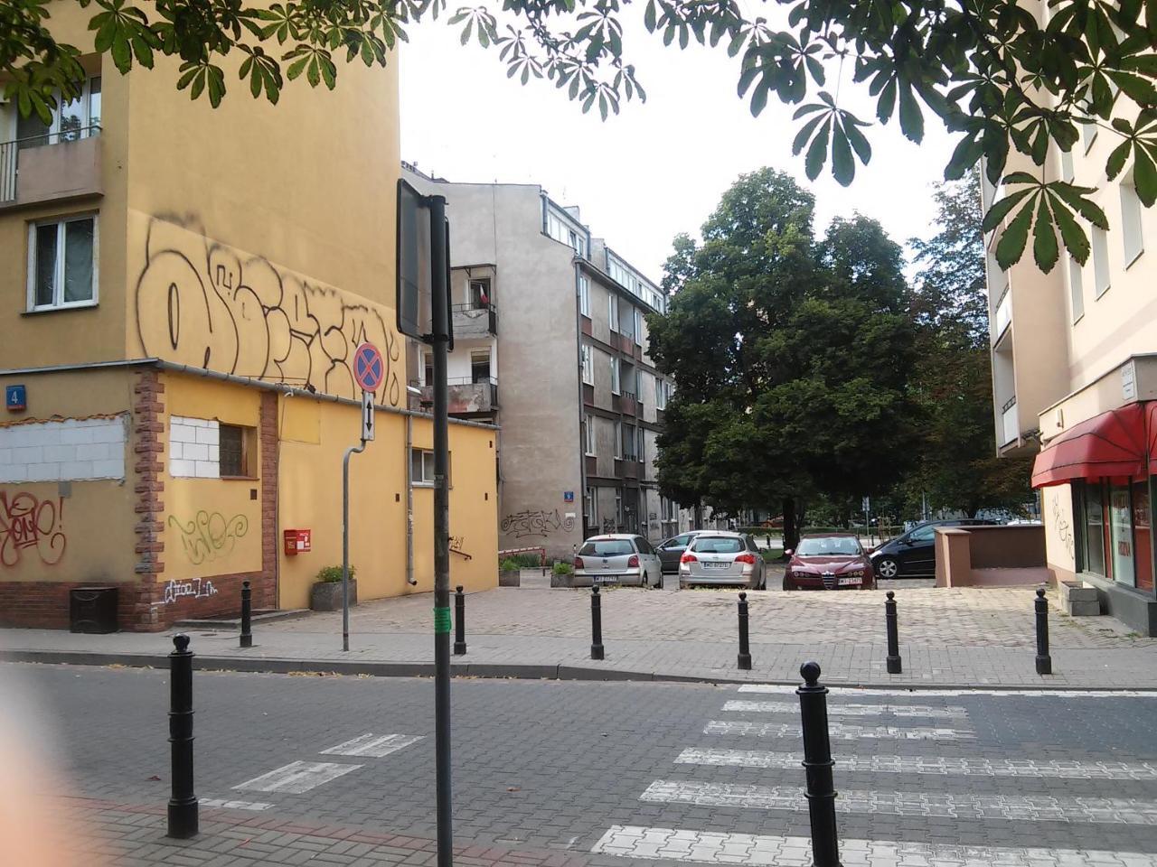 Apartament Corazziego 4 *