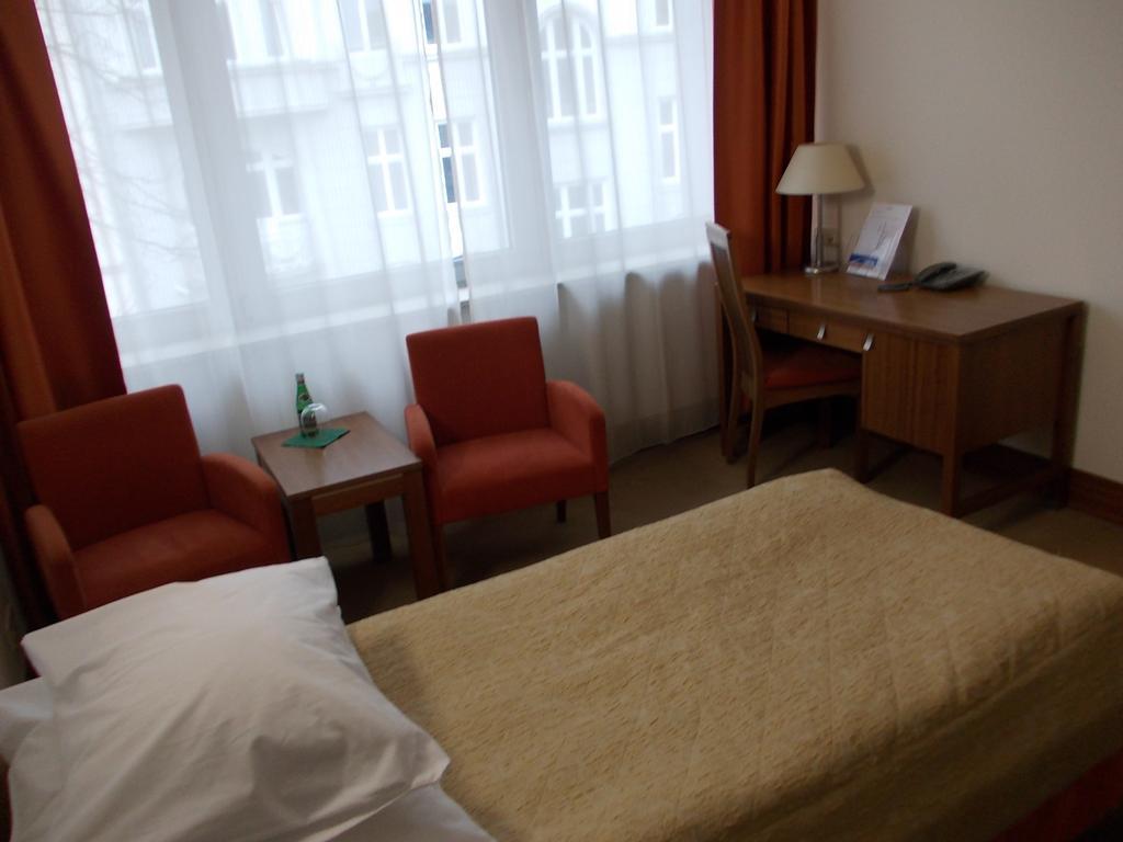 Rezydencja Belweder Klonowa Bed & Breakfast Warsaw