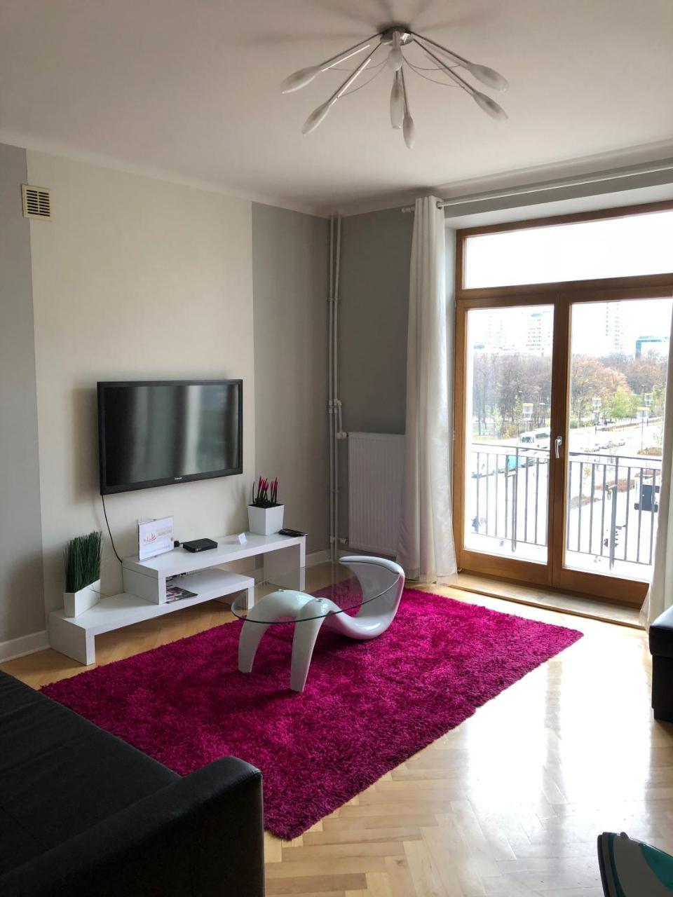 Apartment Glamour *