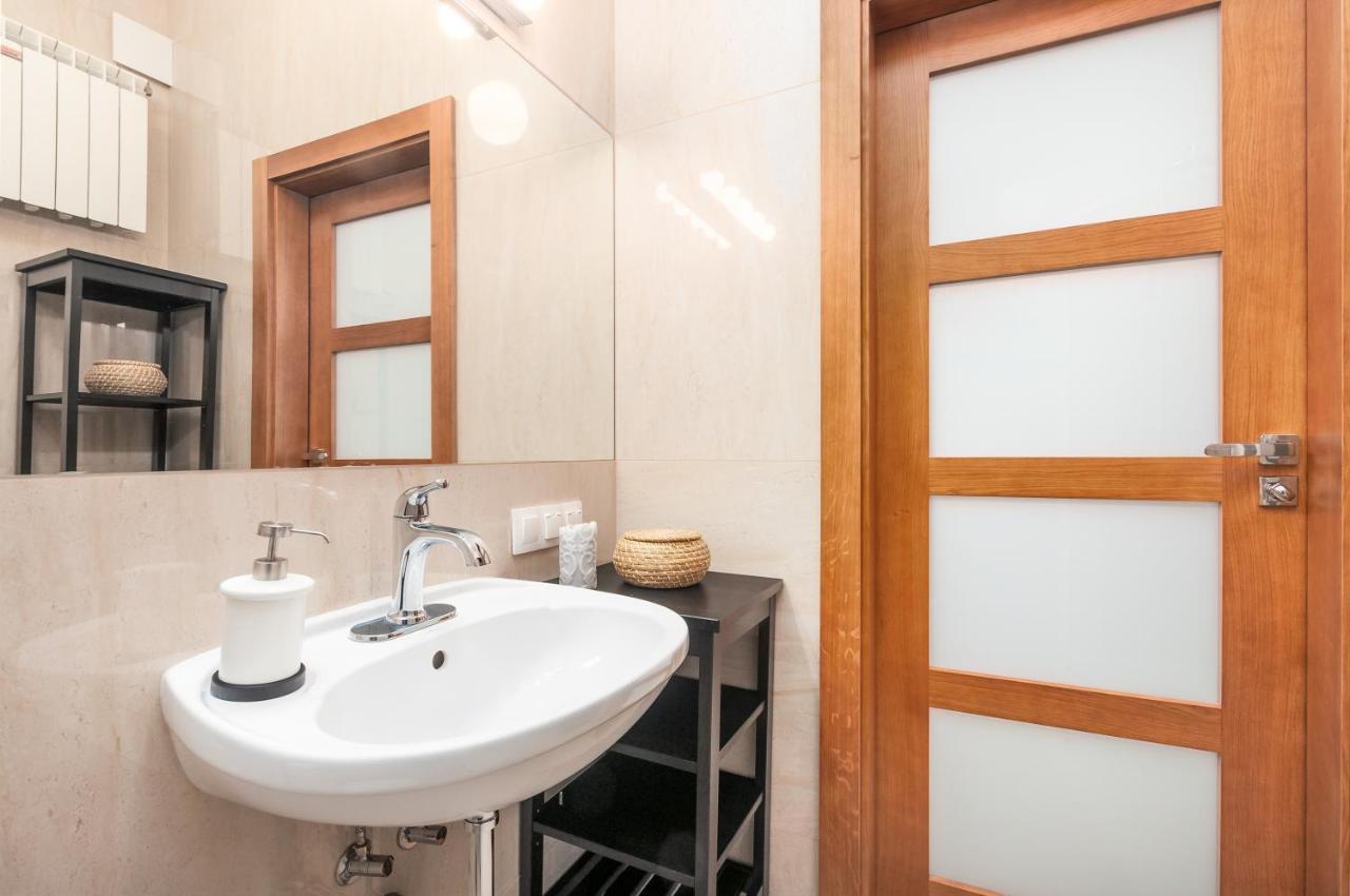 Apartment Nowy Swiat Cozy Apartment Warsaw By Noclegi Renters *
