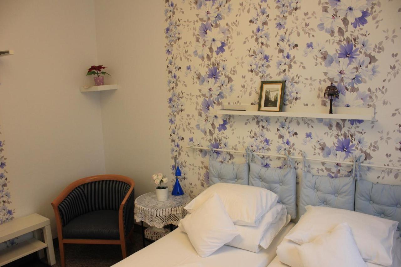 Hospedagem domiciliar Kolorowa Guest *