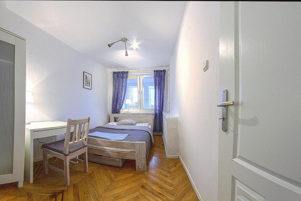 Apartment 10 Stanislawa Moniuszki *