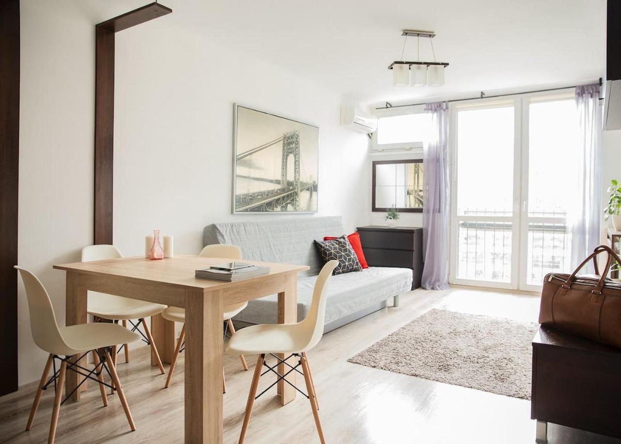 Cosy And Charming- Golden Apartments- Old Town Apartament