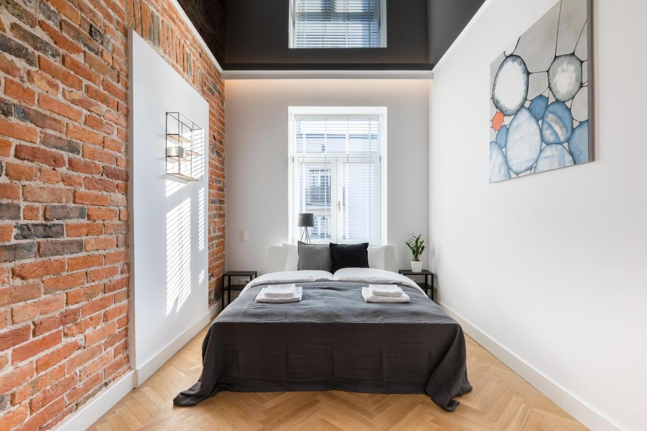 Rent Like - Wspolna 54a Apartment *
