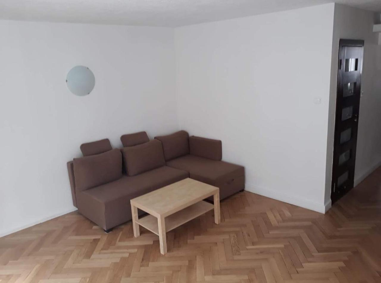10 Stanislawa Moniuszki Apartment *