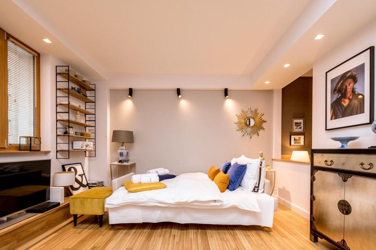 Apartment Golden With Air Condition By Your Freedom Warsaw