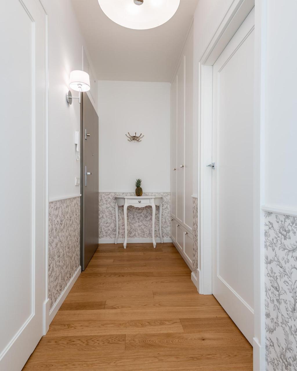 Apartment Airport Lirowa - P&o Serviced Warsaw