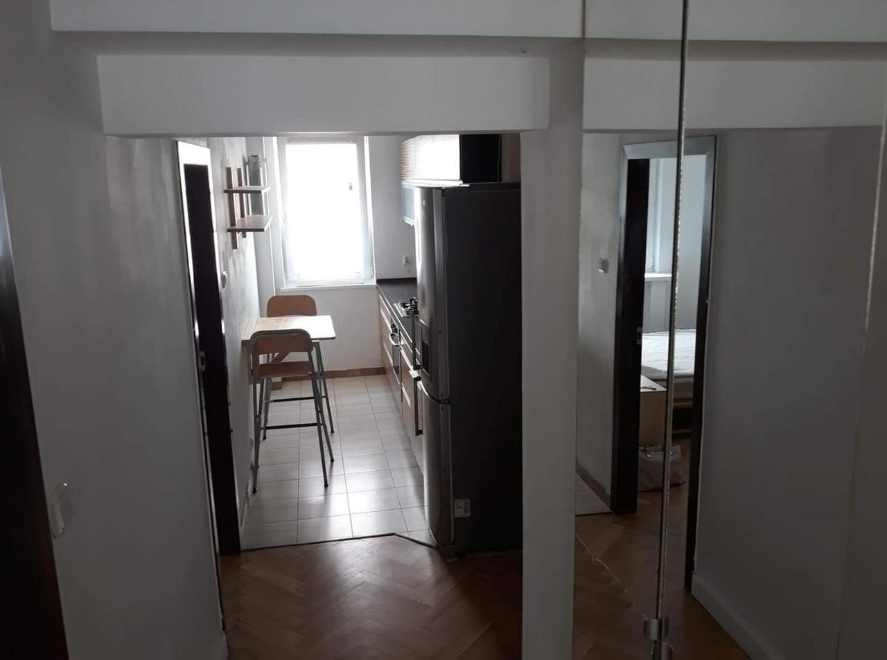 10 Stanislawa Moniuszki * Warsaw