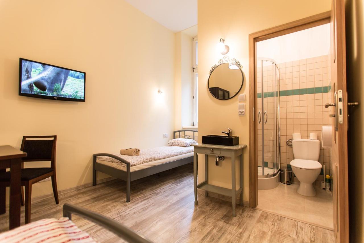 Puffa Hostel Lux Hostel *