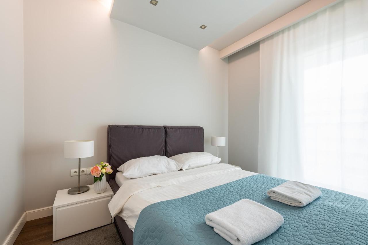 P&O Apartments Plac Europejski