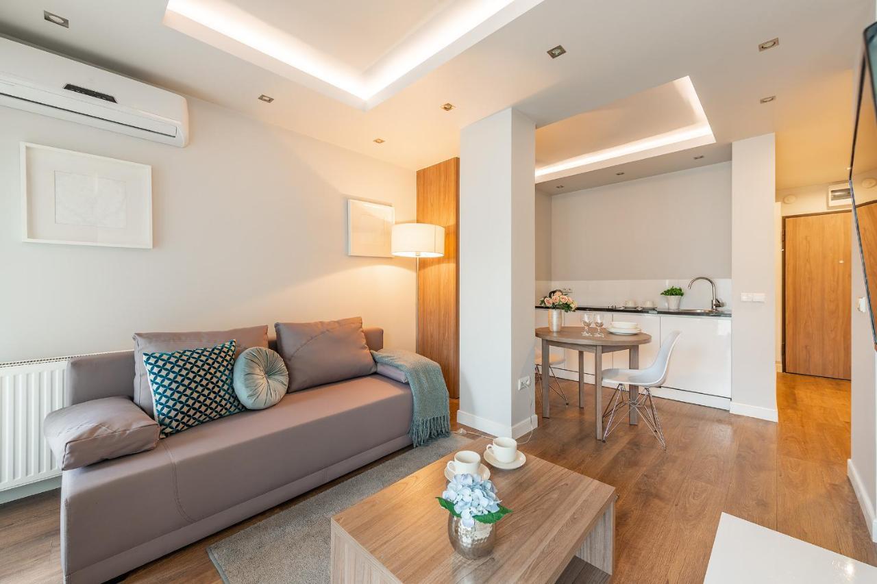 Apartment P&O Apartments Plac Europejski