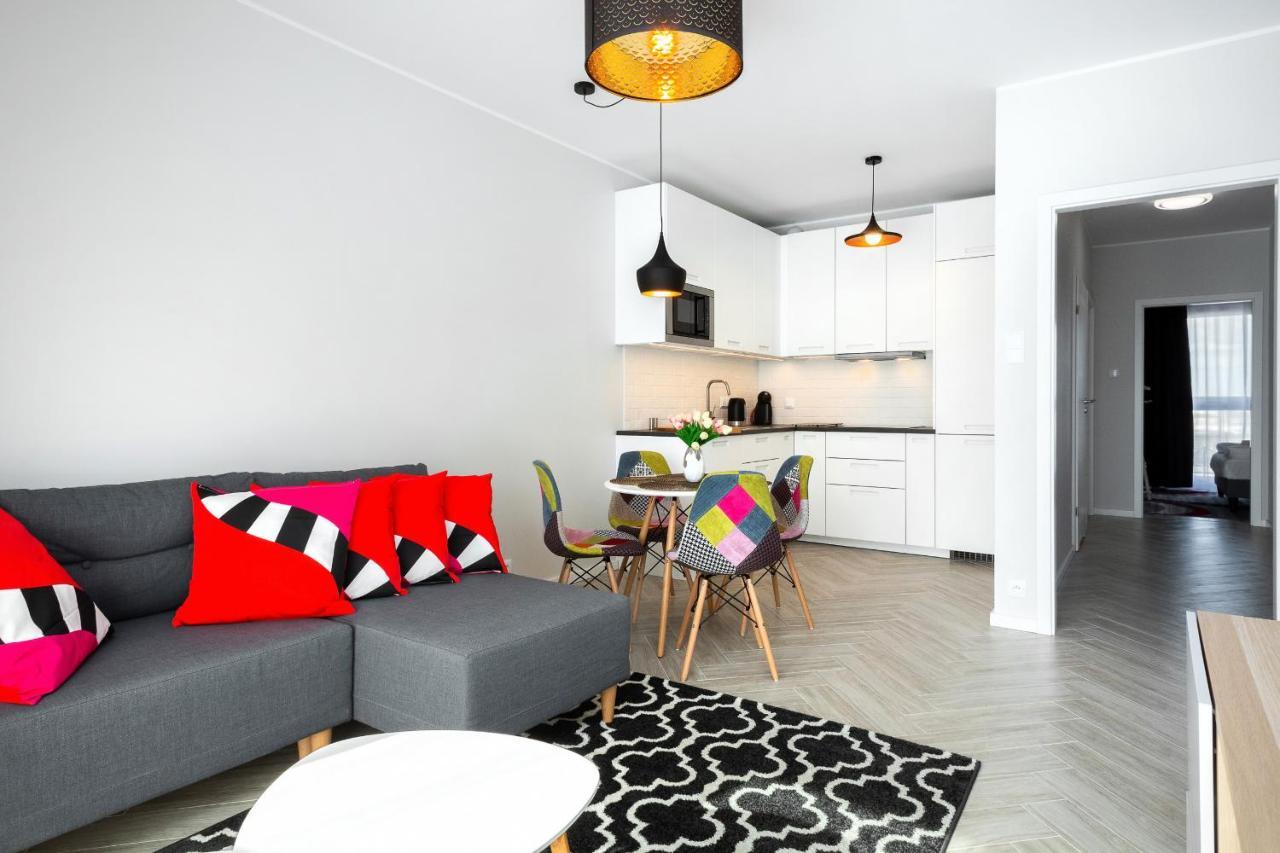 Rondo Wiatraczna By Renters