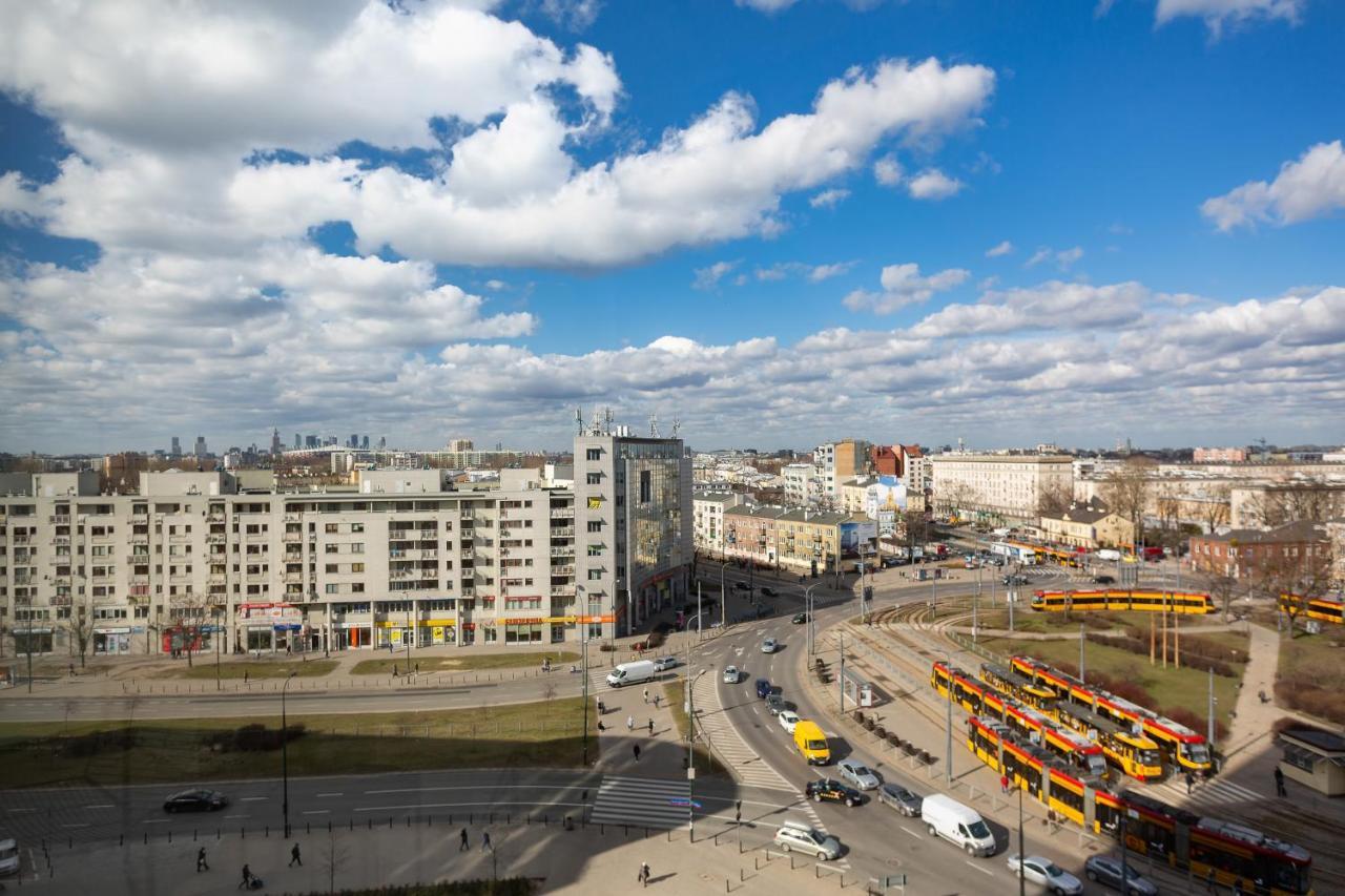 Apartment Rondo Wiatraczna By Renters *