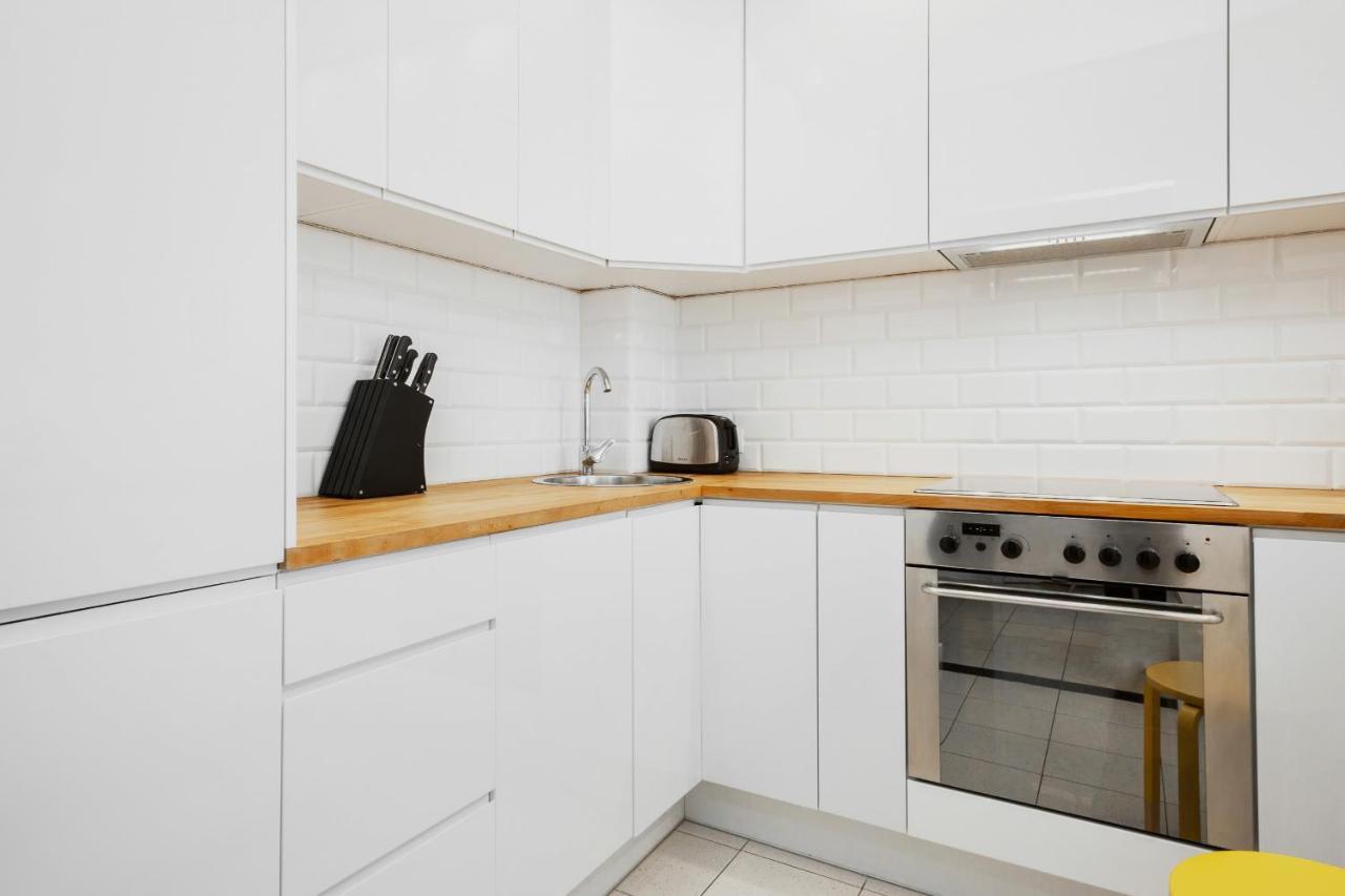 Apartament żelazna By Renters Warszawa
