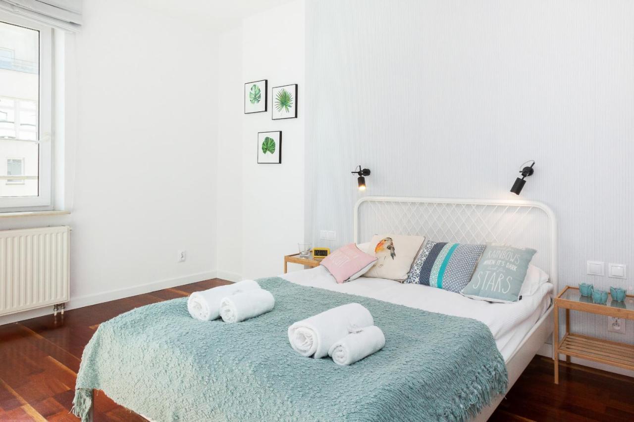 żelazna By Renters Warszawa